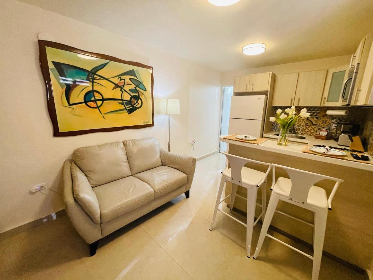 Compact Haven With Private Entrance And Free Parking And Laundry Apartment Понсе Екстериор снимка